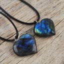  Natural Labradorite Dragon Heart Amulet Pendant Healing Energy Women Necklace (1 piece)