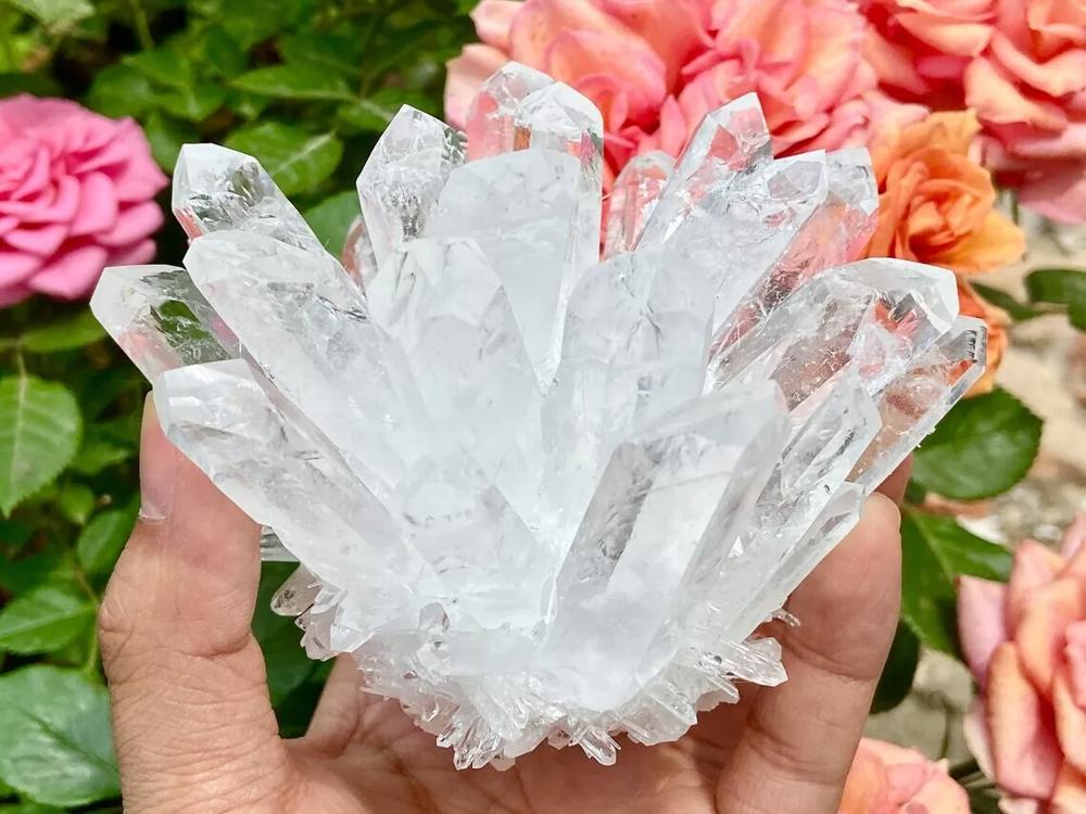 300g+ Clear quartz Cluster Crystal Clear Quartz Point VUG Mineral Specimen Gift