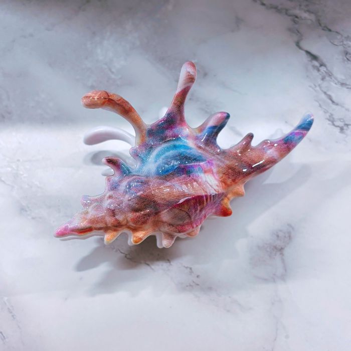 Realistic Conch Shell Hair Claw in Mermaid Colors | Claw Clip Hair Accessories