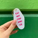 Eat Hot Chip and Lie Vintage Style Motel Keychains with Funny Sayings in 30+ Styles