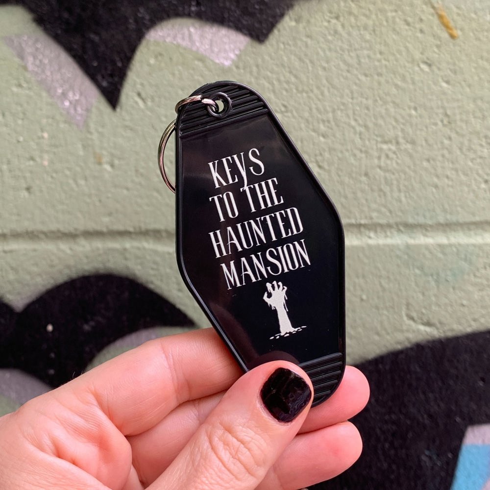 Vintage Style Motel Keychains with Funny Sayings in 30+ Styles