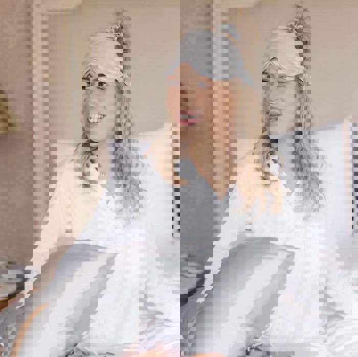 Giftable Goodnight Gorgeous Satin Sleep Set [Includes Pillowcase, Sleep Mask + Scrunchie]