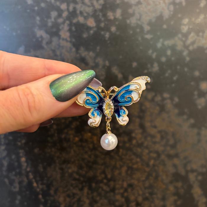 Classic Brooch Collection with Gem Embellishments Metal Alloy [8+ Style Options]