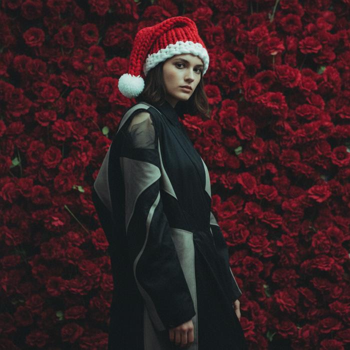 Women's Chunky Hand Knitted Santa Hat | Handmade Yarn Christmas Beanie in Red and White