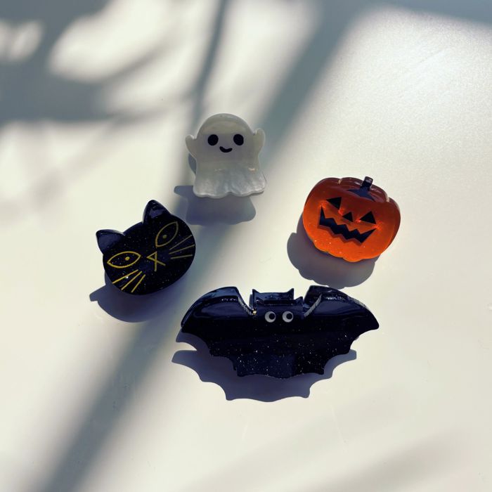 Set of 4 Mini Spooky Hair Claws | Hair Claw Clip in Giftable Pouch