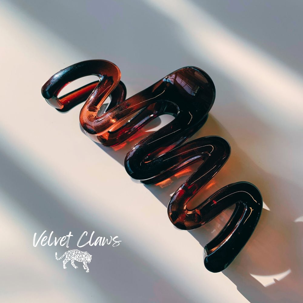 Velvet Claws Hair Clip | '80s Squiggle in Amber 