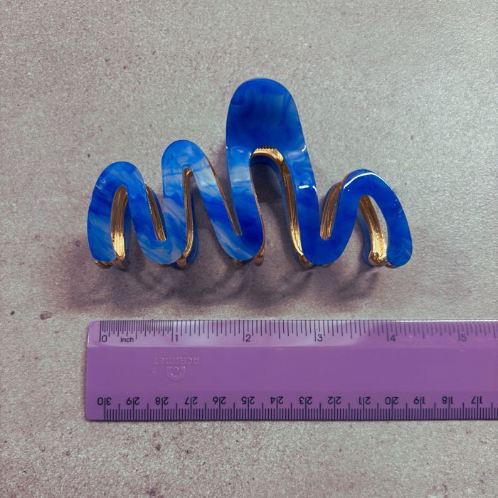 '80s Squiggle in Azure Sky Hair Clip | Claw Clip Hair Accessories