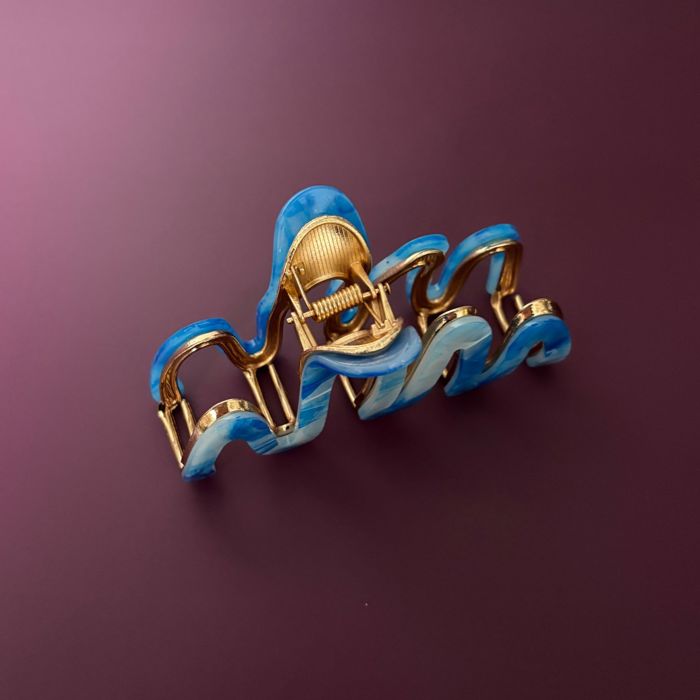 '80s Squiggle in Azure Sky Hair Clip | Claw Clip Hair Accessories