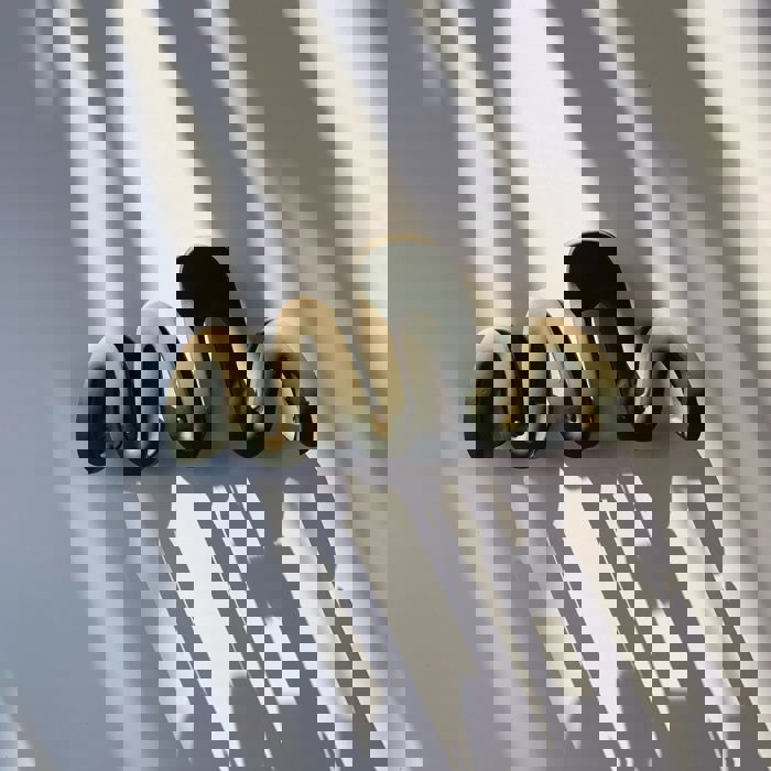 '80s Squiggle in Professional Khaki Hair Clip | Claw Clip Hair Accessories
