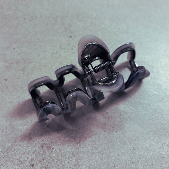 '80s Squiggle in Professional Marble Hair Clip | Claw Clip Hair Accessories