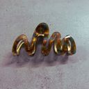  '80s Squiggle in Tortoise Sage Hair Clip | Claw Clip Hair Accessories