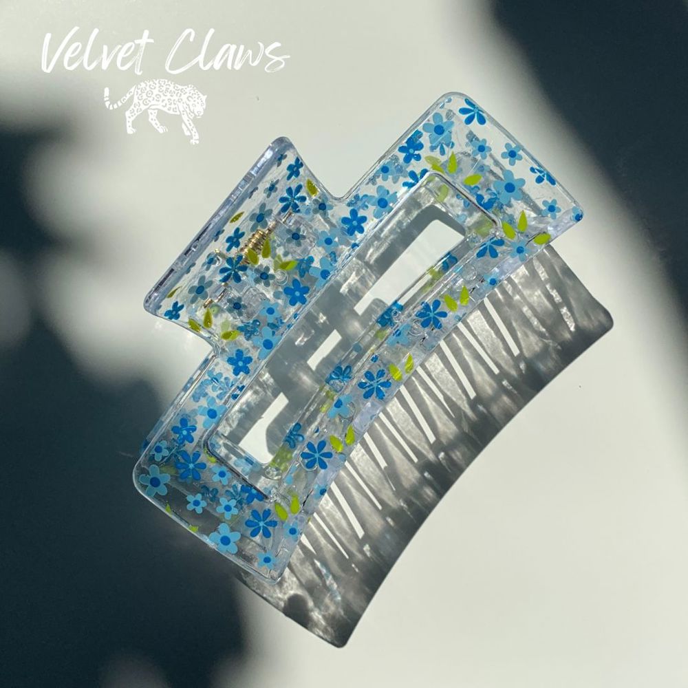 Velvet Claws Hair Clip | The Crystal in Blue Flowers