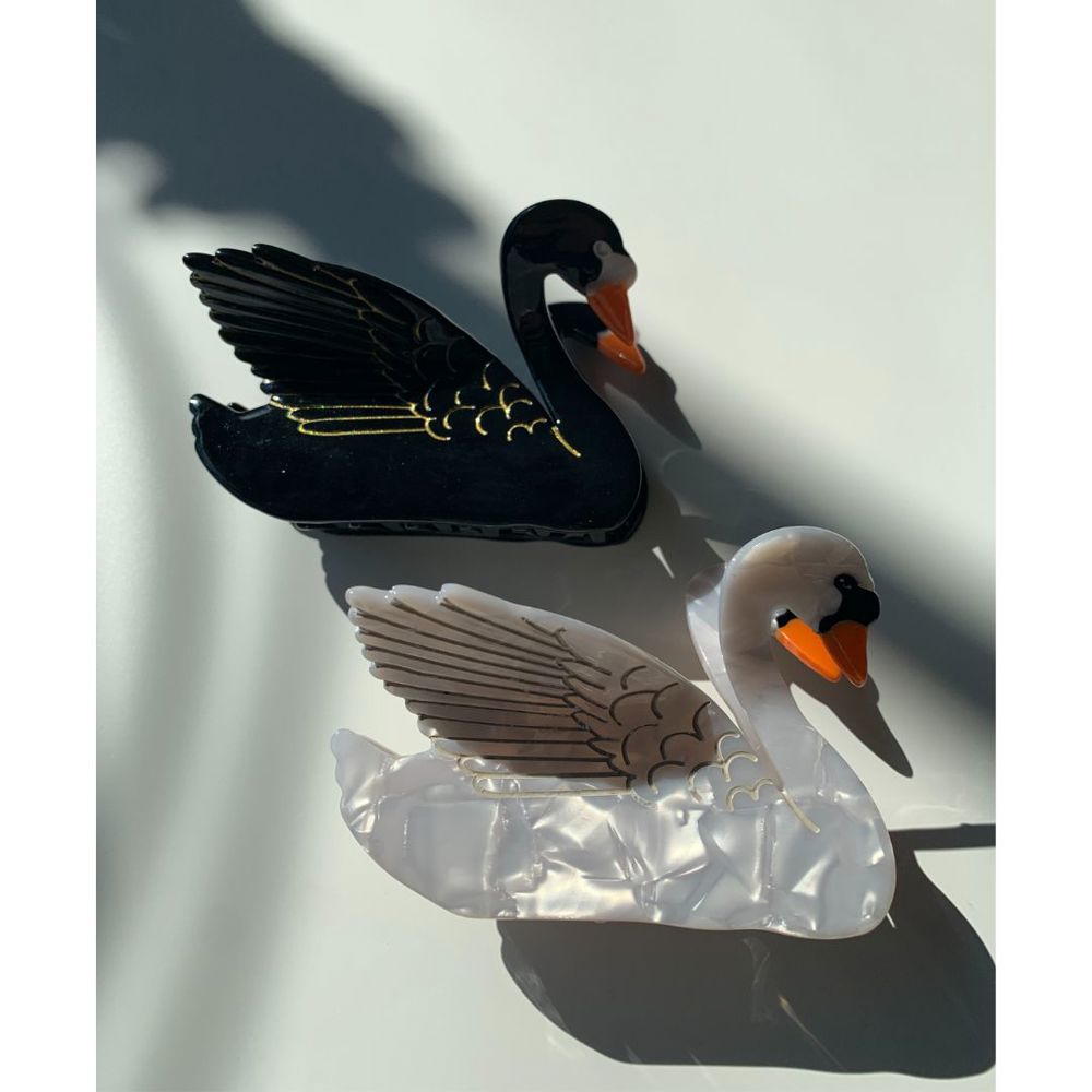 Velvet Claws Hair Clip | The Swan in Black