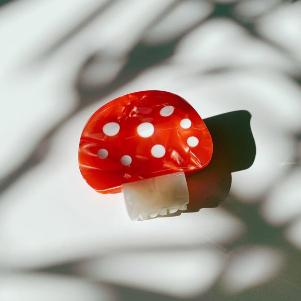 Velvet Claws Mini Mushroom Hair Clip in Red