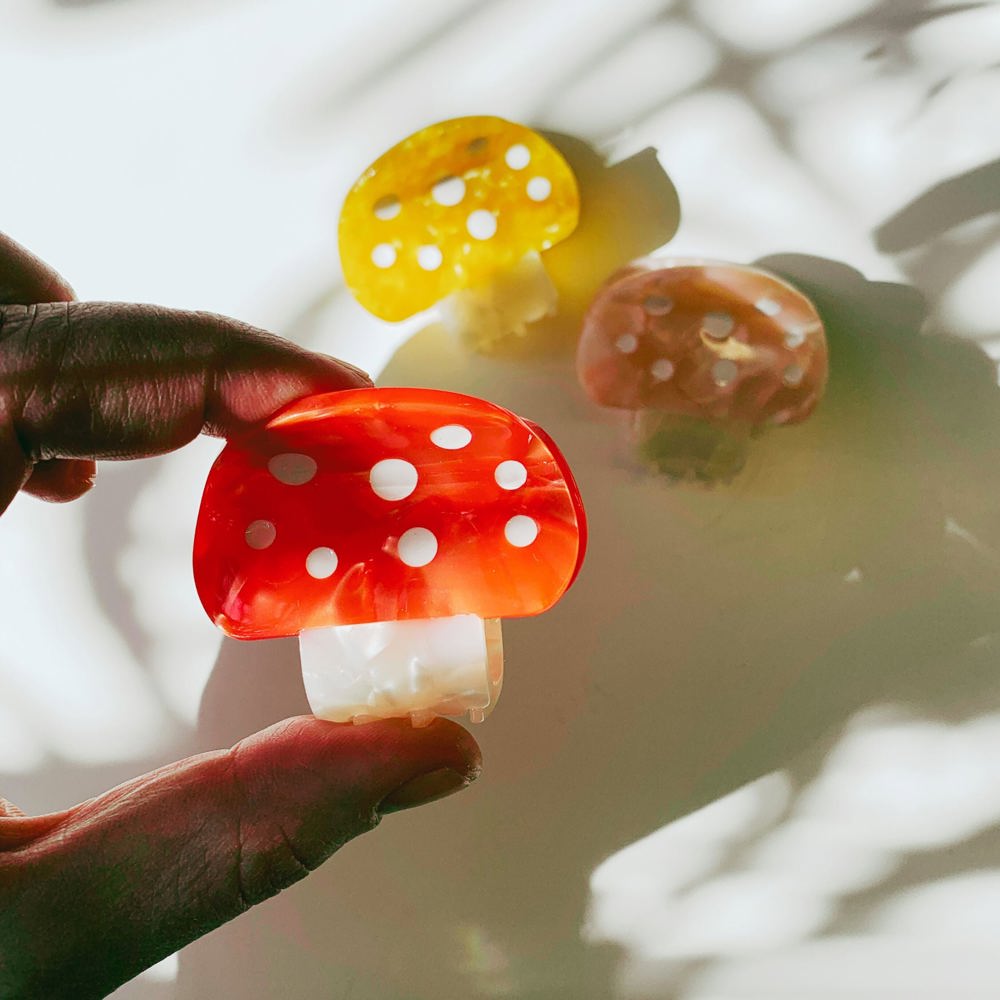 Velvet Claws Mini Mushroom Hair Clip in Red