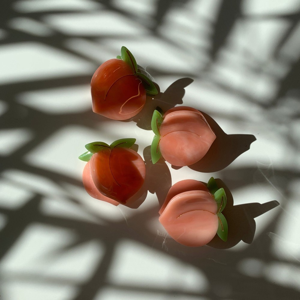 Velvet Claws Set of 4 🍑🍑🍑🍑 Mini Peach Hair Clips