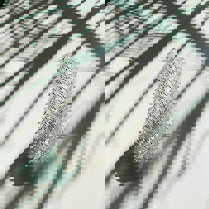 The Chain in Shimmer White Hair Clip | Claw Clip Hair Accessories