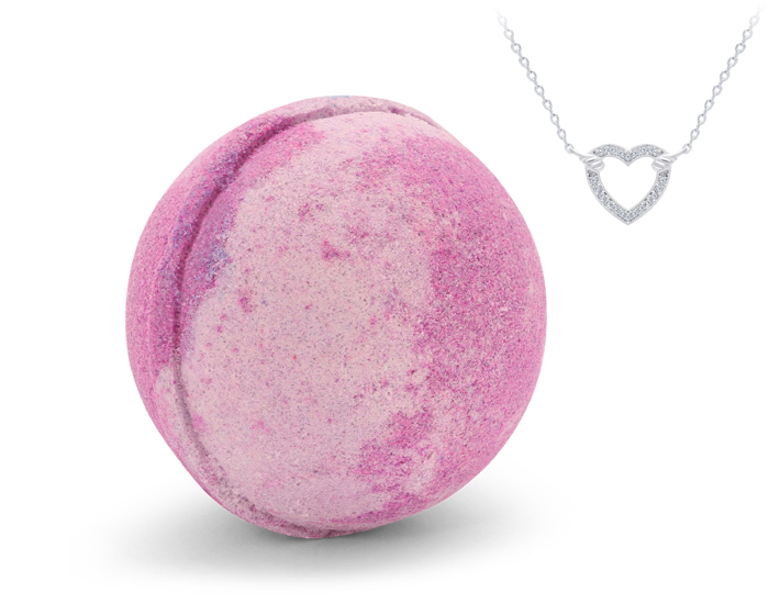 Love Pendant Necklace Bath Bomb