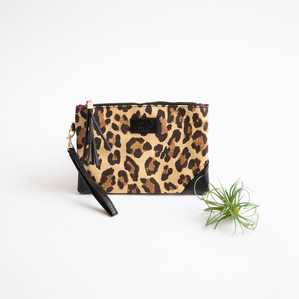 Leopard Pattern Corner Accent Clutch