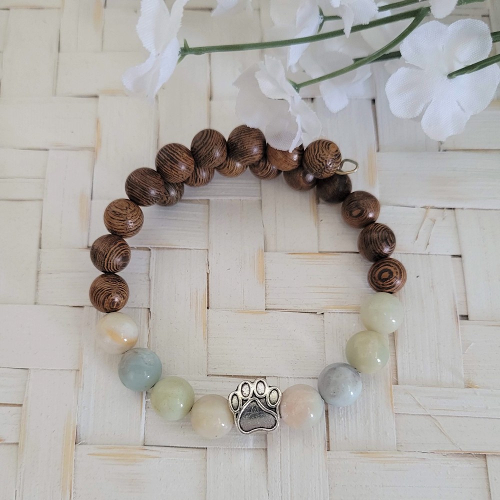 Paw Print Beaded Bracelet, Simple yet elegant, Boho Pet Bracelet, Dog or Cat Jewelry, Memory wire bracelet, dog mom gift, cat mom gift