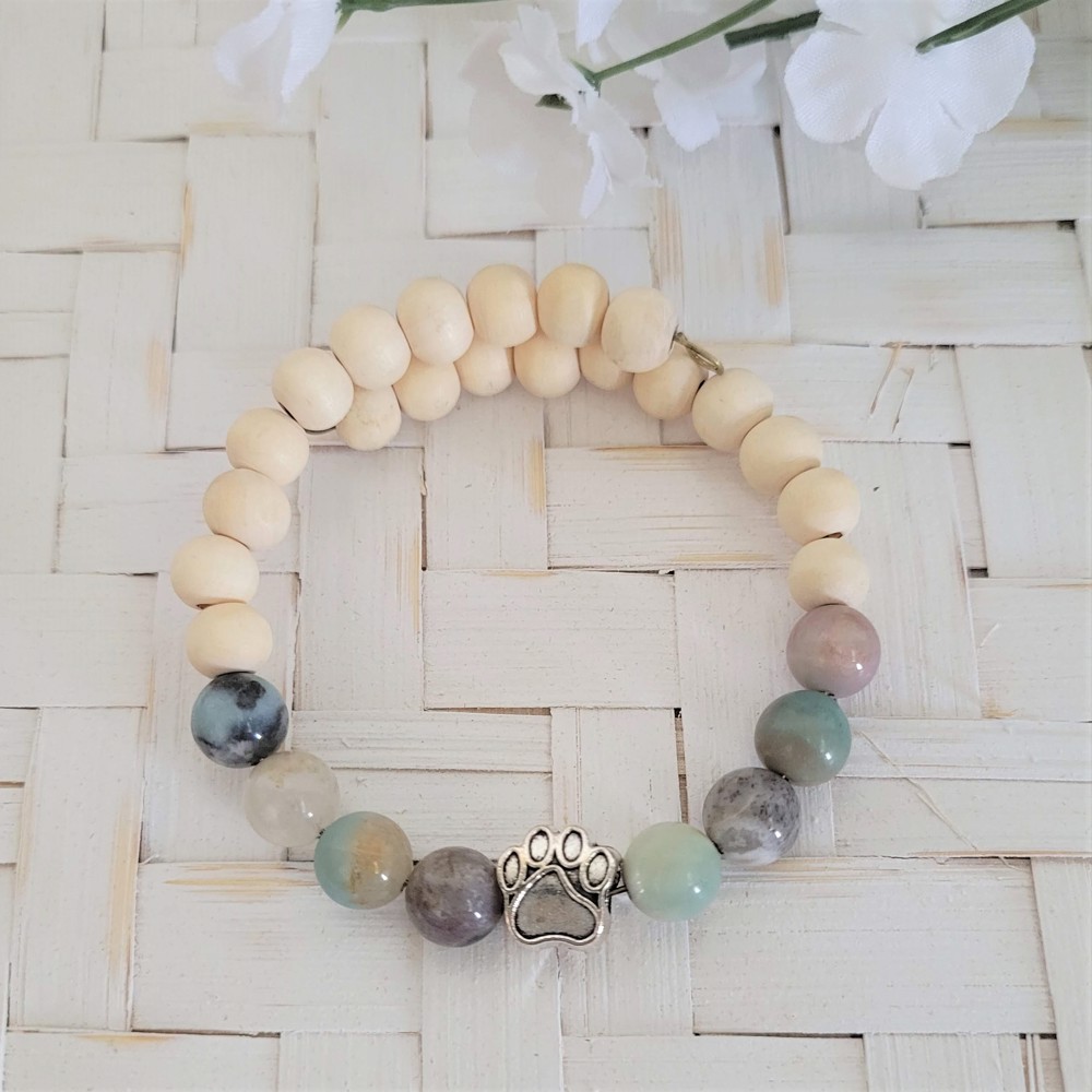 Paw Print Beaded Bracelet, Simple yet elegant, Boho Pet Bracelet, Dog or Cat Jewelry, Memory wire bracelet, dog mom gift, cat mom gift