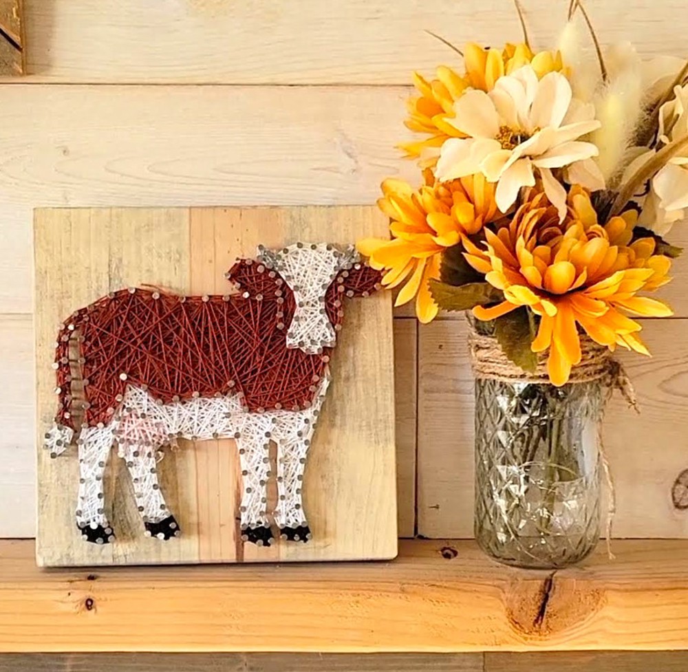 DIY String Art Cow, Farmhouse Décor, Relaxing and Fun Craft, wall hanging, shelf art. Great Gift Idea, Activity for kids, teens & adults.