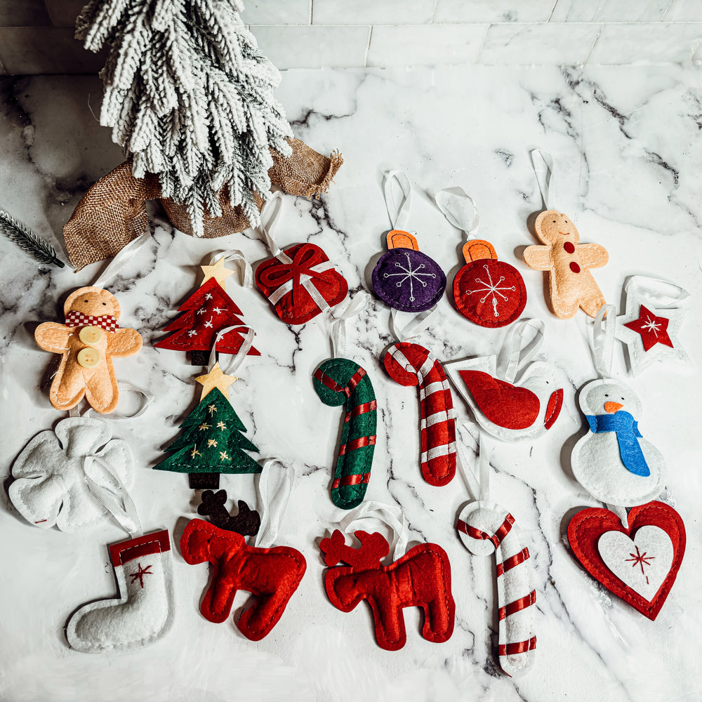 Felt Advent Calendar with pockets & Handmade Cotton Ornaments, Reusable Advent