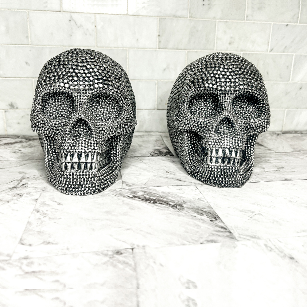 Resin Skull Head, Handmade Halloween Home Decorations for Tabletop, Gothic Halloween Decor & Gifts, High End Halloween Decor