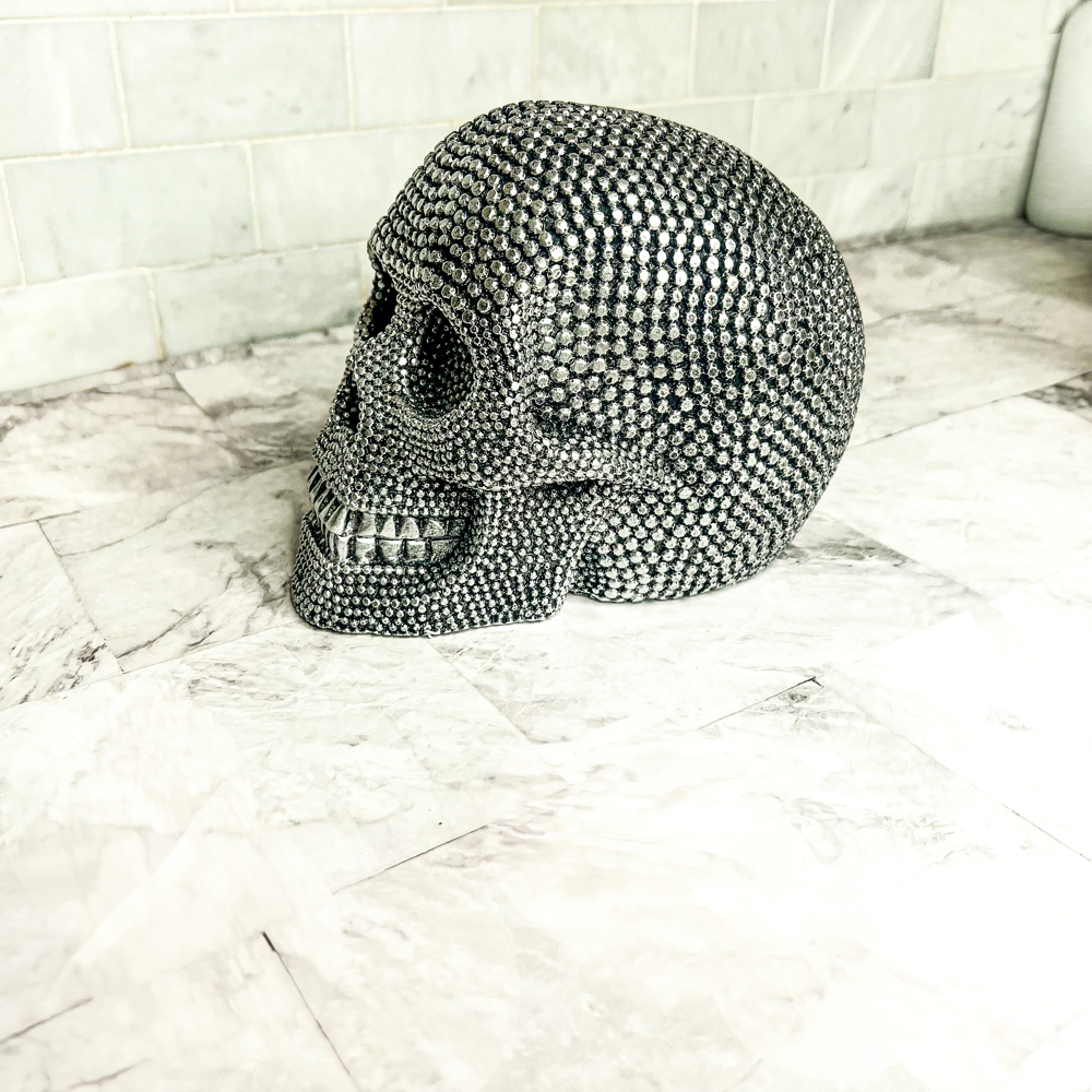 Resin Skull Head, Handmade Halloween Home Decorations for Tabletop, Gothic Halloween Decor & Gifts, High End Halloween Decor