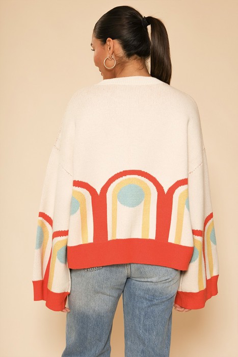 Retro arch sweater