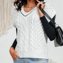  Cropped knit sweater vest