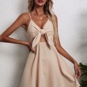  V-neck front bow dress