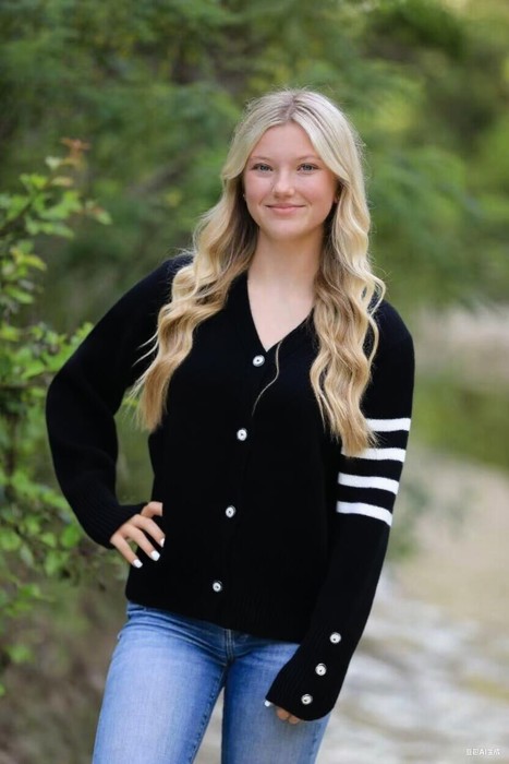 Knit Buttoned Front Cardigan