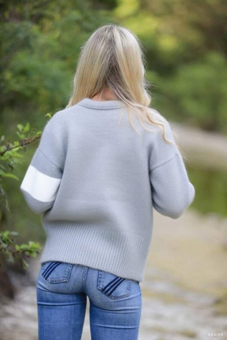 Knit Buttoned Front Cardigan