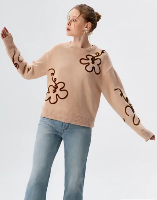 Floral Pattern Knit Sweater