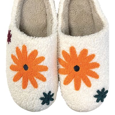 Cream retro daisy slippers