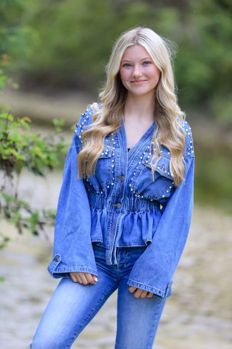 Studded detail v neck denim jacket
