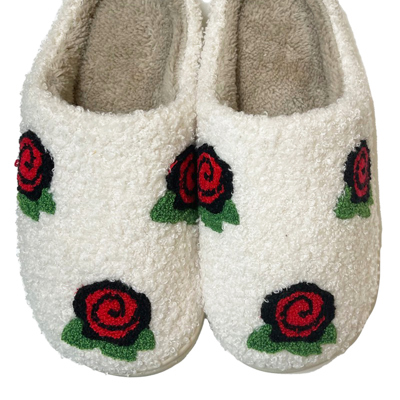 Tiled roses slippers