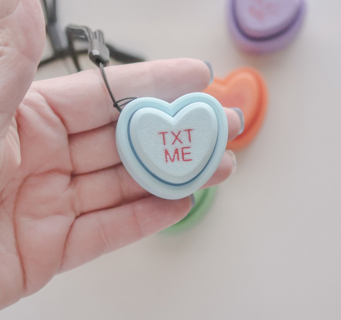 Set of 6 Conversation Heart Fidget Clickers