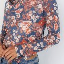  HIDDEN GEMS Floral Mesh Fitted Top