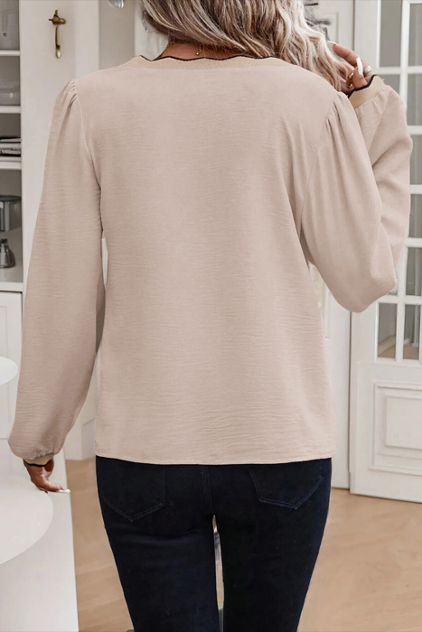 HIDDEN GEMS | Contrast Trim Scallop V-Neck Long Sleeve Blouse