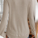  HIDDEN GEMS | Solid Ribbed Knit Textured Round Neck Top