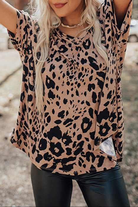 HIDDEN GEMS | Wild Leopard V-Neck Tee