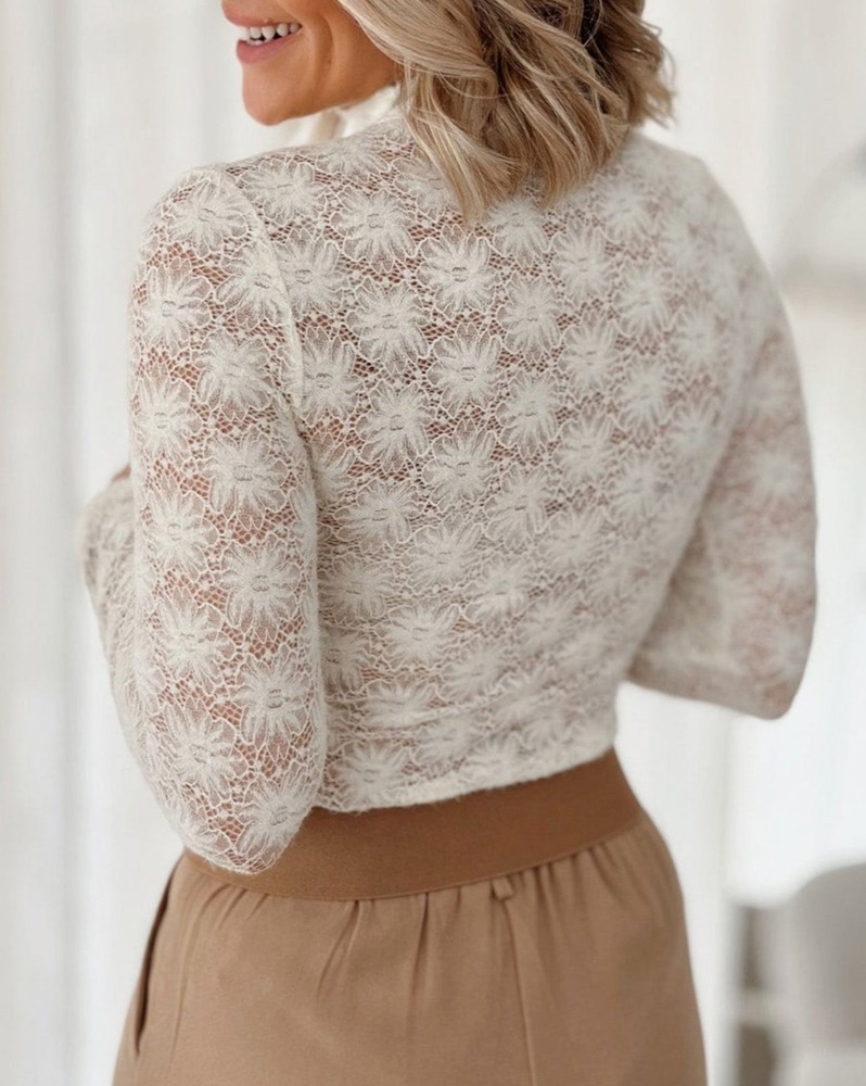 SULTRY LACE LONG SLEEVE TOP