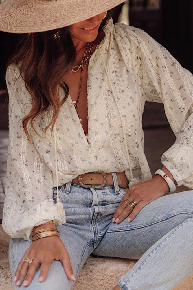 HIDDEN GEMS Floral Buttoned Blouse