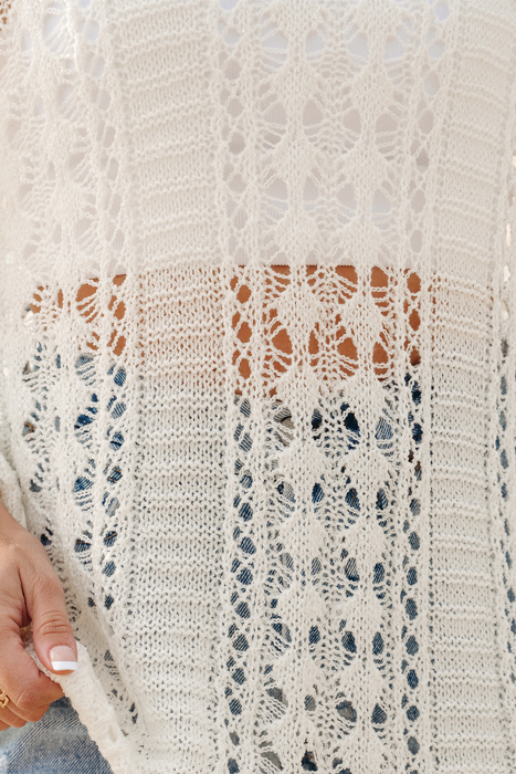 HIDDEN GEMS Abstract Crochet Knit Top