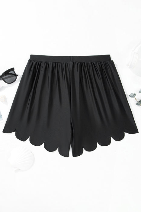 HIDDEN GEMS Scallop Bikini Lining Shorts