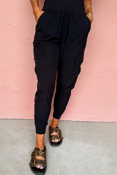 HIDDEN GEMS | Solid Pocketed Cargo Jogger Pants