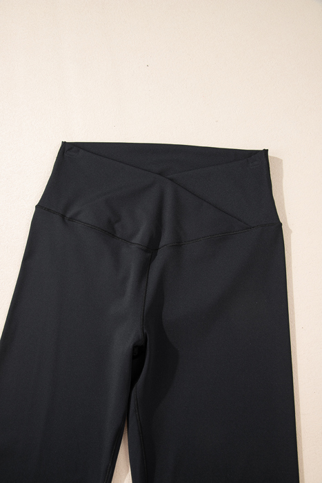 HIDDEN GEMS | Solid Dipped Waist Flared Leggings