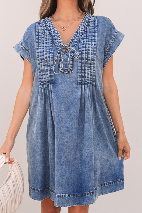 HIDDEN GEMS | Trendsetting Pleated Denim Dress